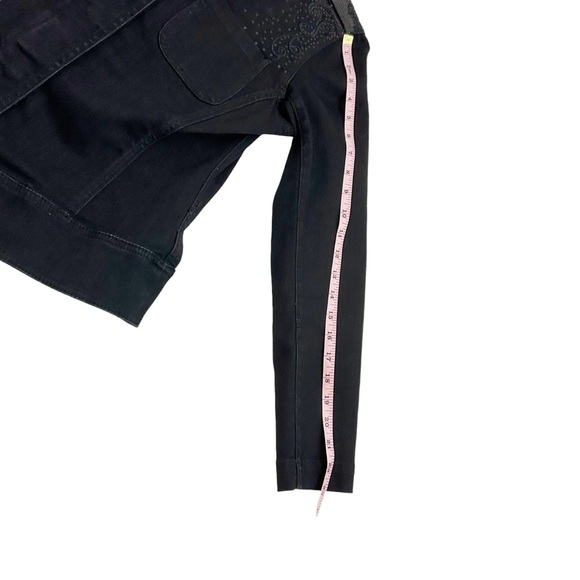 Chico’s Platinum Black Denim Embroidered Sequined Jacket Size 0 XS - Picture 10 of 14